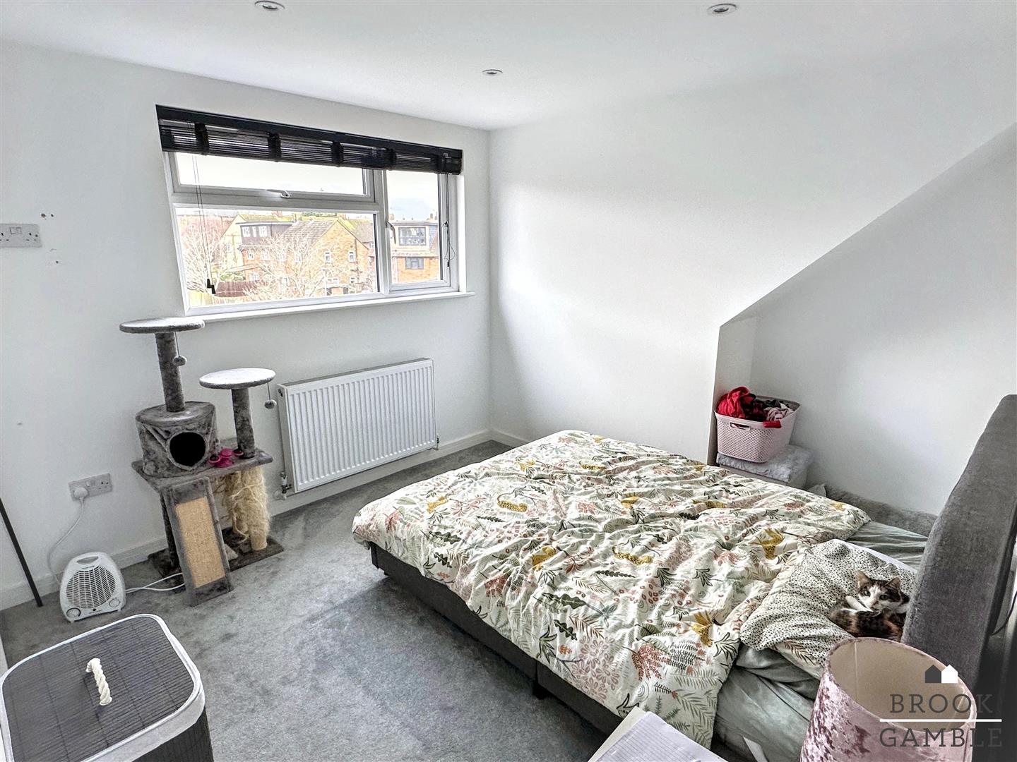 3 Bedroom House. Faygate Road in Eastbourne,  14